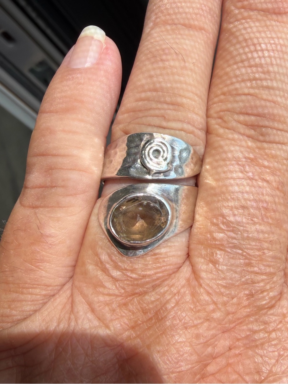 Vintage Adjustable Hammered Sterling Silver 925 Smokey Quartz Gemstone Ring